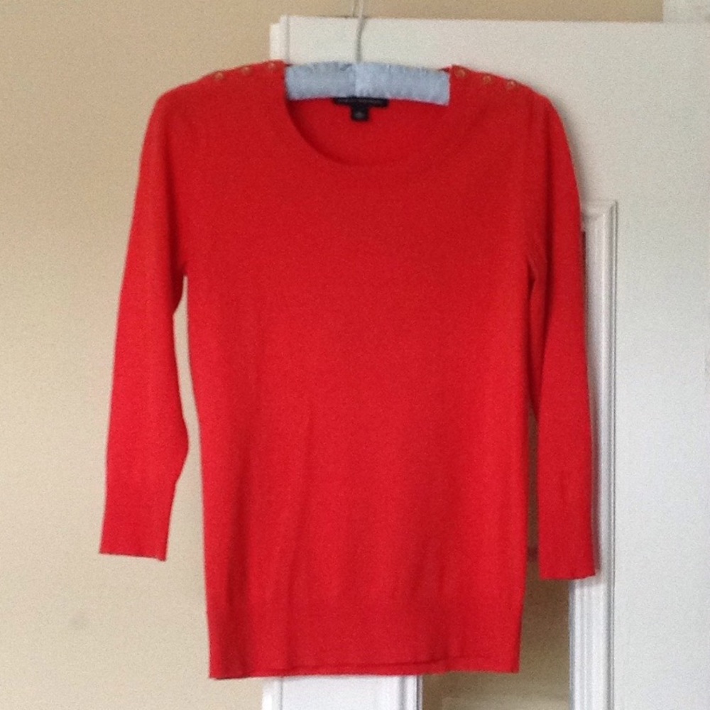 Banana Republic crew neck sweater